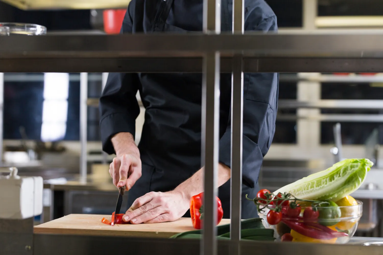 Improving Food Preparation Speed With Efficient Restaurant Equipment