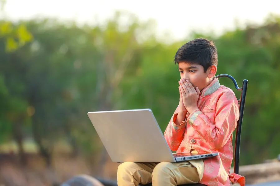 The Role of Online Schools in Supporting Remote and Rural Students