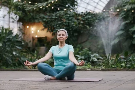 How Yoga Balancing Poses Can Improve Mobility in Seniors